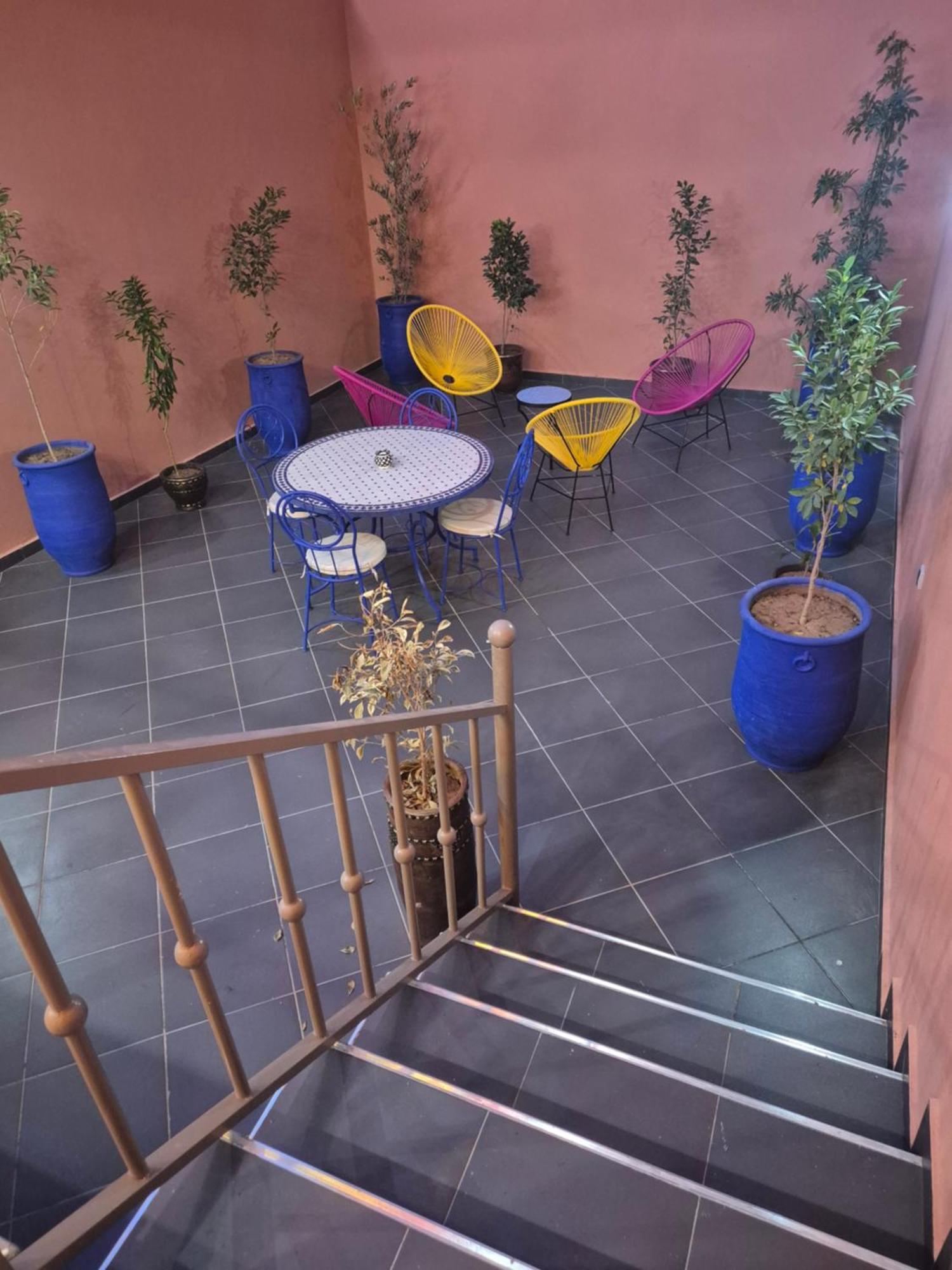 El Mehenni 2 Jacuzzi Patio