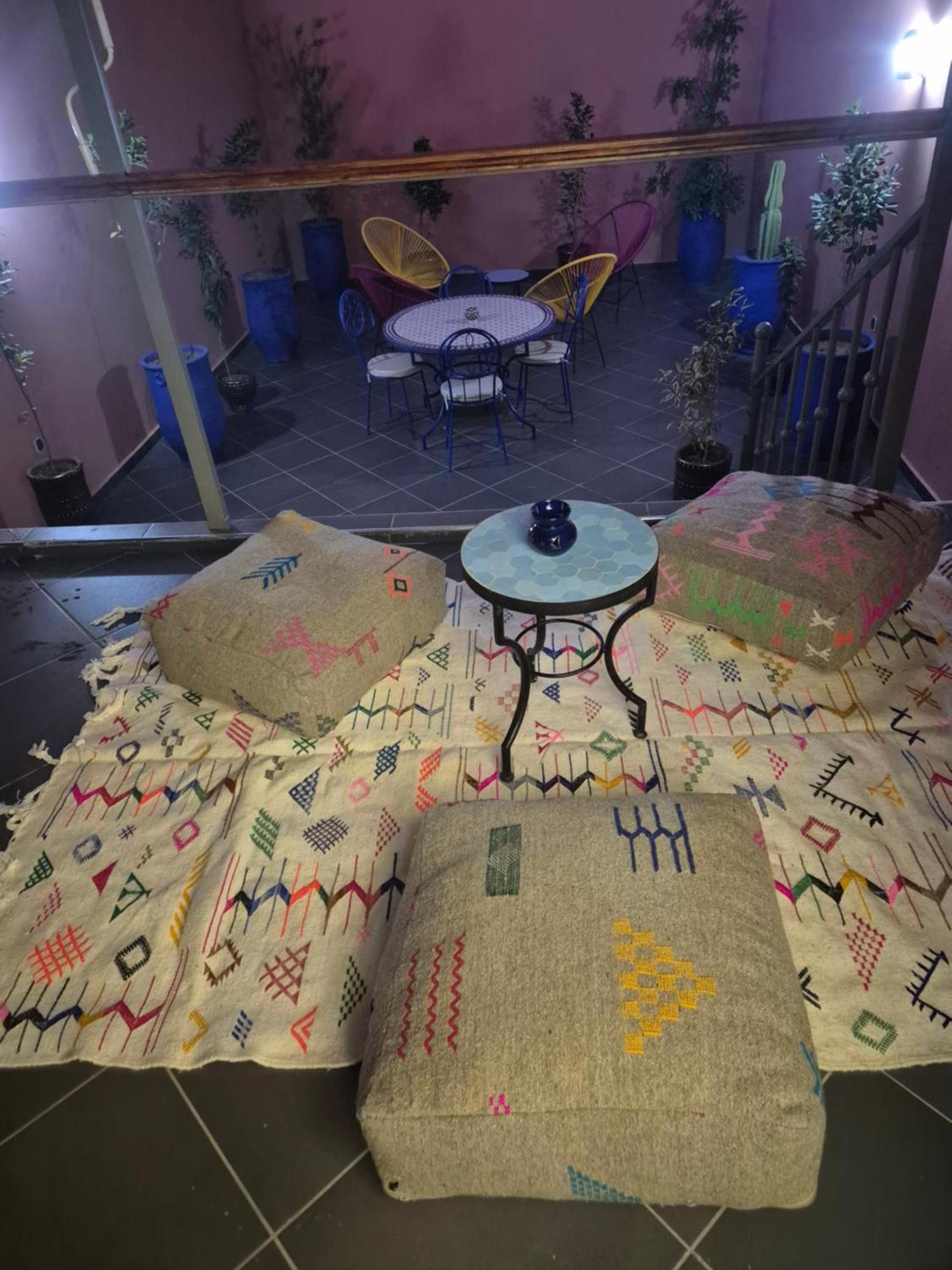 El Mehenni 2 Jacuzzi Patio Apartamento